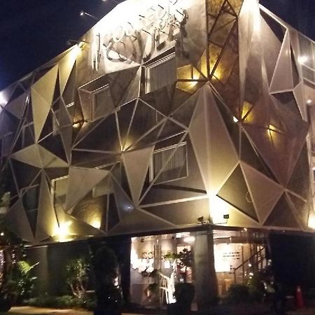 Couleur Hotel Cengkareng Jakarta Exteriör bild