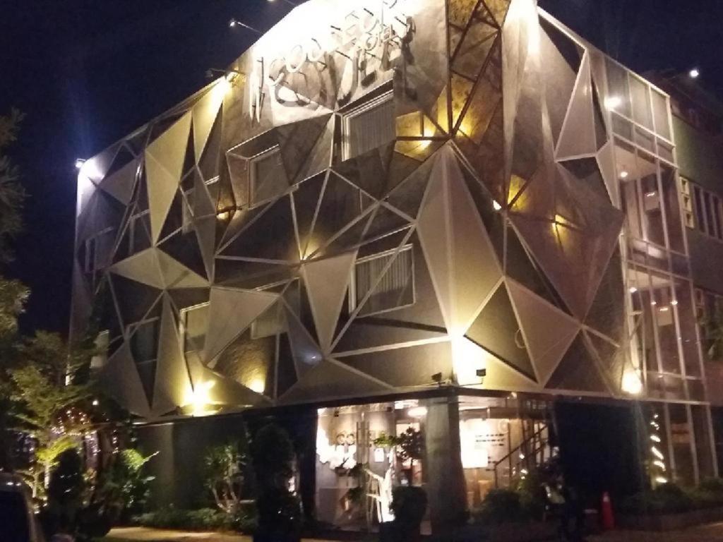 Couleur Hotel Cengkareng Jakarta Exteriör bild