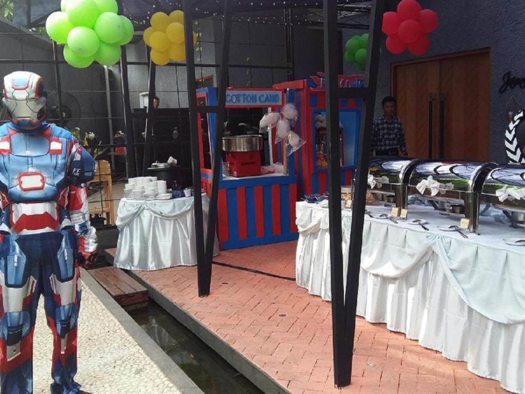 Couleur Hotel Cengkareng Jakarta Exteriör bild