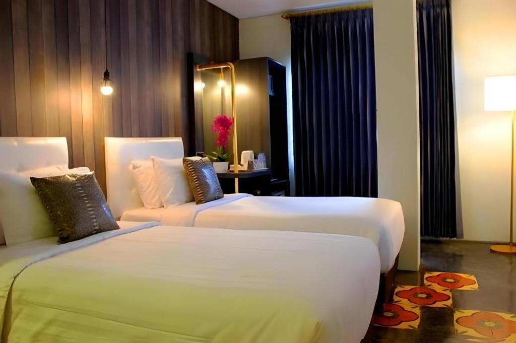 Couleur Hotel Cengkareng Jakarta Exteriör bild